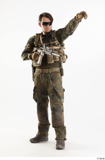 Photos Frankie Perry Army KSK Recon Germany Poses standing whole…